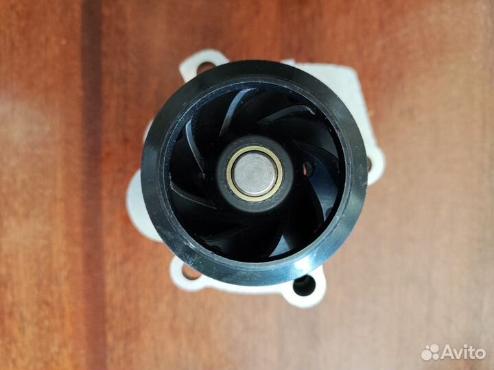 Помпа Volkswagen polo