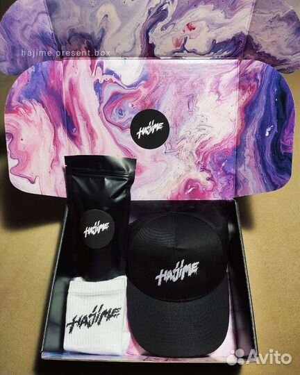 Подарочный бокс Hajime из мерча Hajime Regards