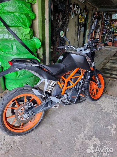 KTM duke 390