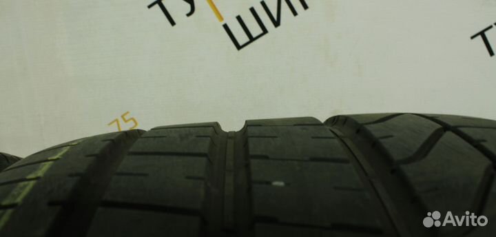Pirelli P Zero 315/35 R21 94Y