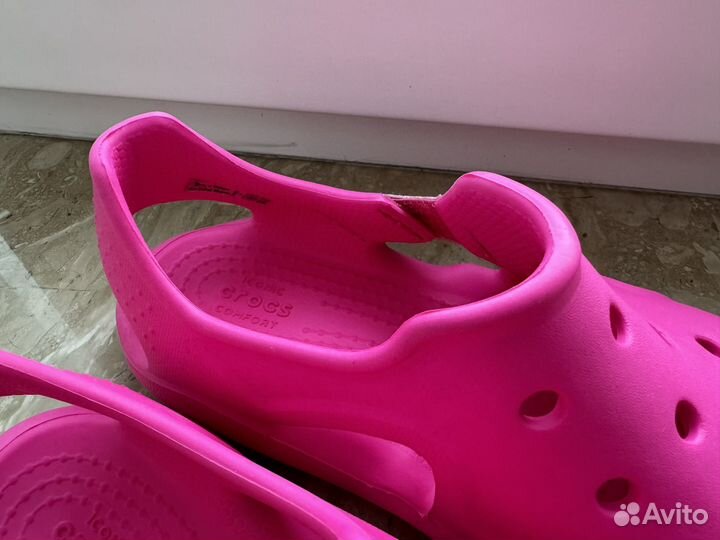 Сандалии Crocs j2 (на наш 32-33 размер)