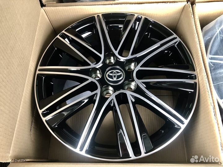 Оригинальные диски Toyota r17 литые новые