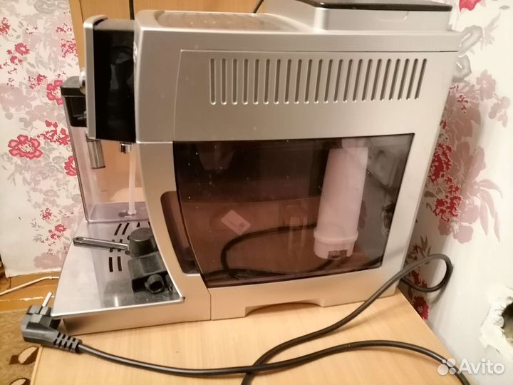 Кофемашина delonghi ecam23. 46x-24.46x