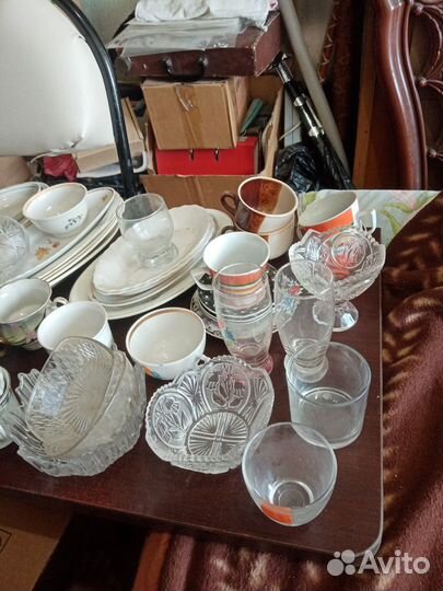 Посуда разная более 80 предметов