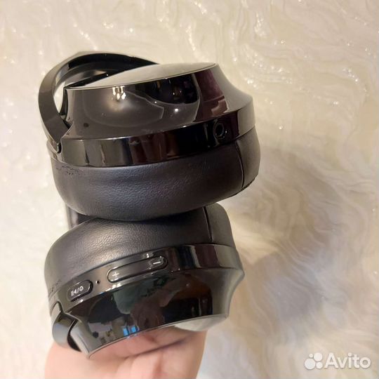 Беспроводные наушники LeEco