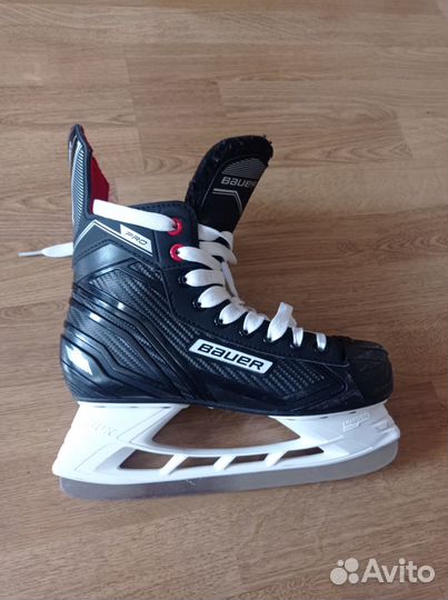 Коньки хоккейные 38