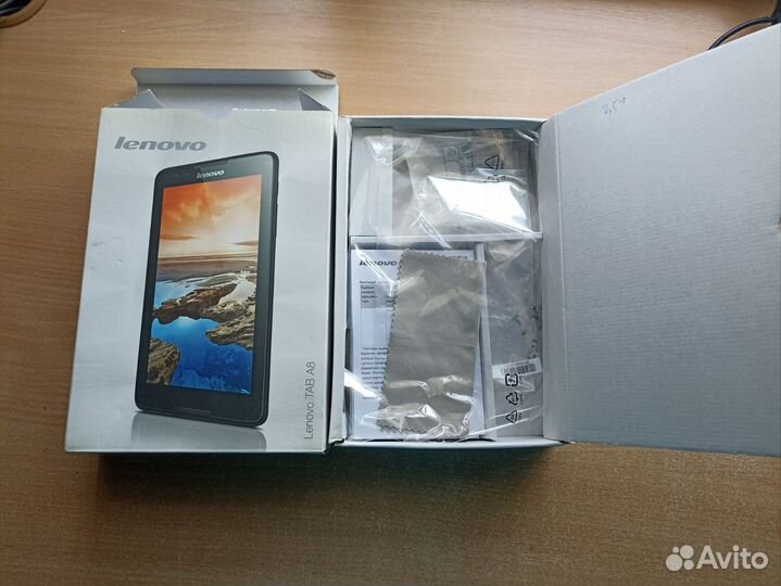 Планшет Lenovo TAB A8 (A5500-H)