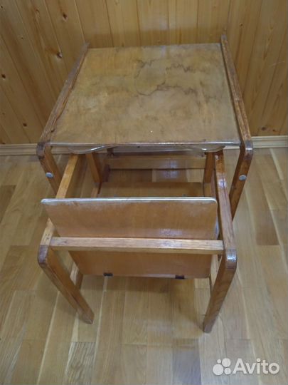 Детский деревянный стол и стул для кормления грудн