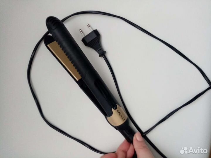 Выпрямитель для волос