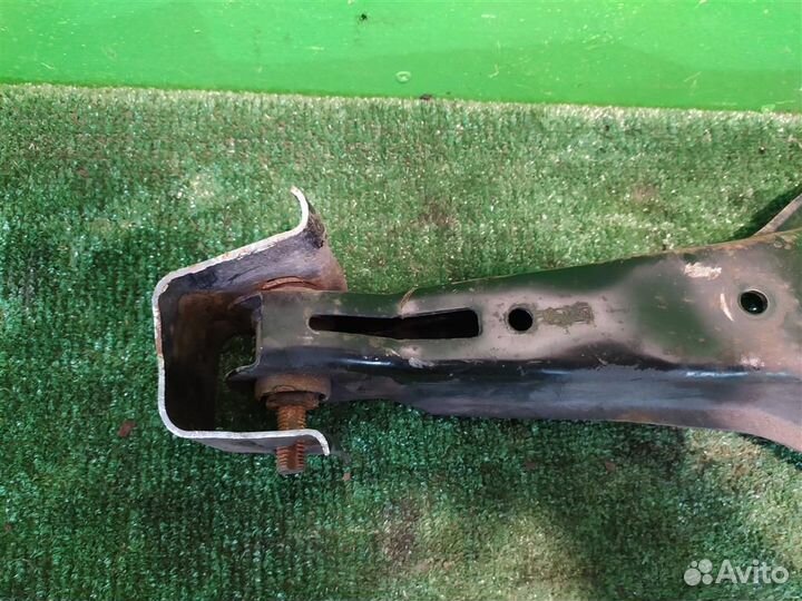 Рычаг задний подпружинный Ford Focus 3 (CB8) 2015