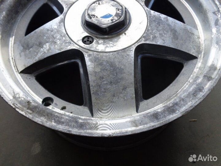 Б/У Б/У Диск литой 4шт R15ET407J5Х120 BMW