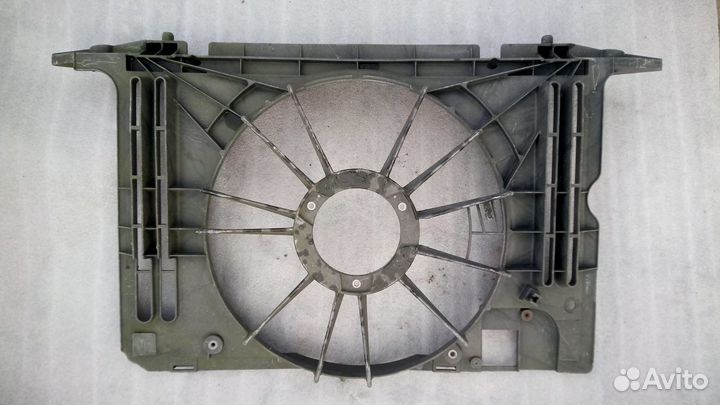 Toyota Corolla E150 диффузор вентилятора