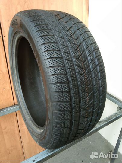 Pirelli Scorpion Winter 275/45 R20