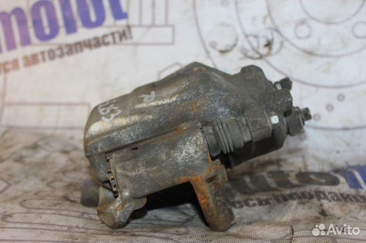 Суппорт передний правый Chevrolet Cruze J300