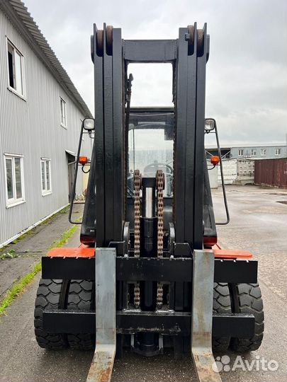 Вилочный погрузчик Toyota 5FD70, 2001