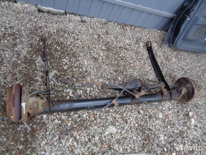 Nissan almera N16 Задняя балка