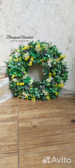 Интерьерный венок весенний