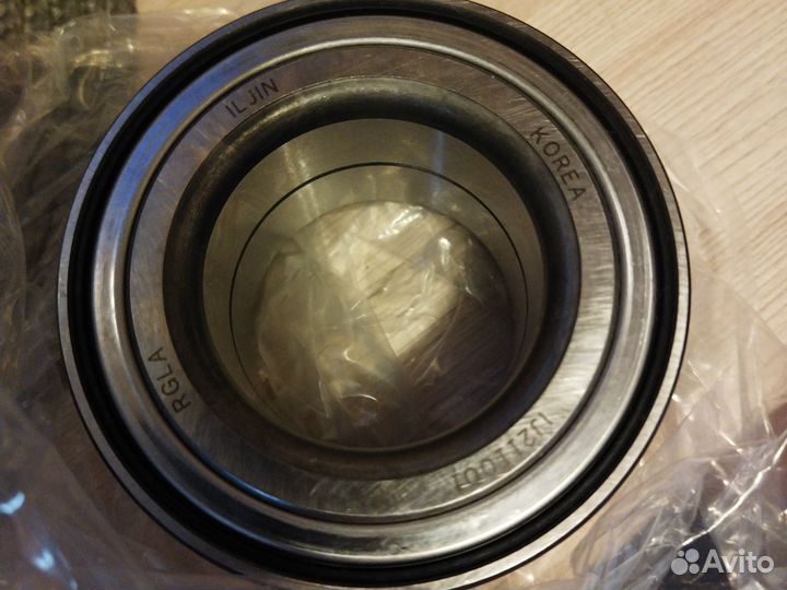 Тормозные колодки, патшипник на hyundai Tucson