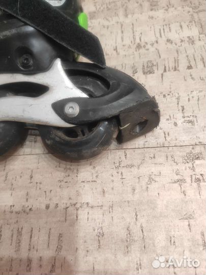 Роликовые коньки