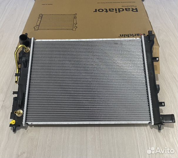 Радиатор на Солярис 2 (2017- )АКПП пластинчатый