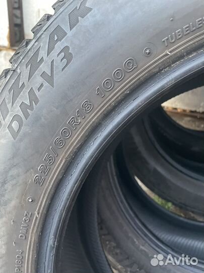 Bridgestone Blizzak DM-V3 225/60 R18 100Q