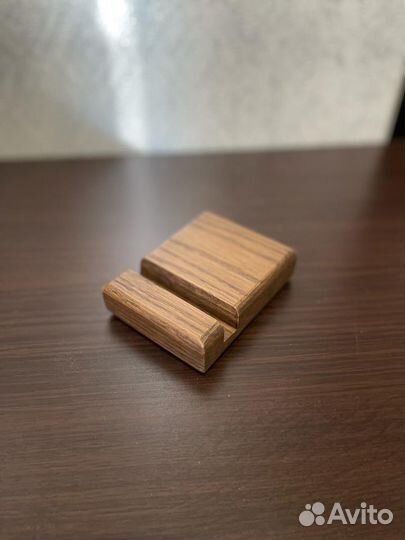 Подставка для телефона из дерева от kostukov