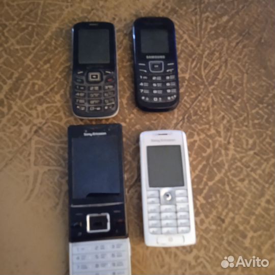 Sony Ericsson J120i