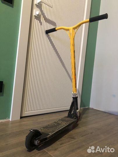 Трюковой самокат