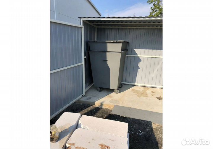 Мусорный бак