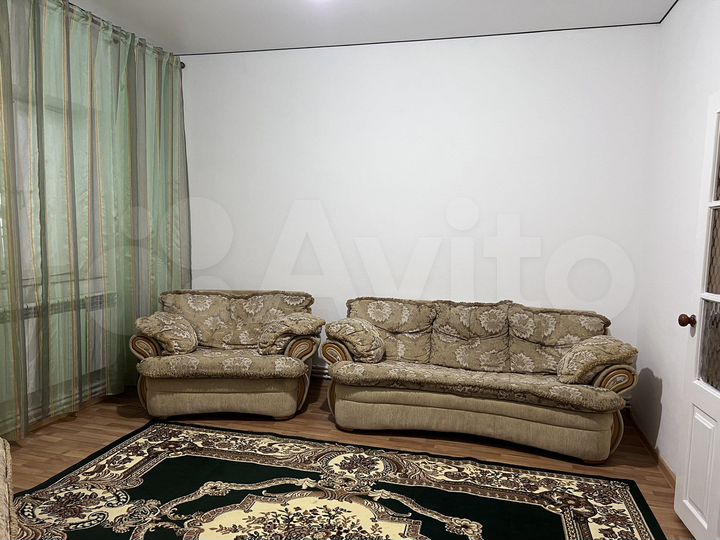 2-к. квартира, 50 м², 1/1 эт.
