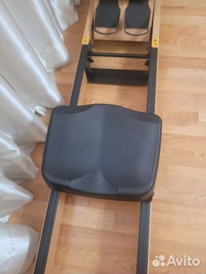 Гребной тренажер HouseFit Skyline Nature