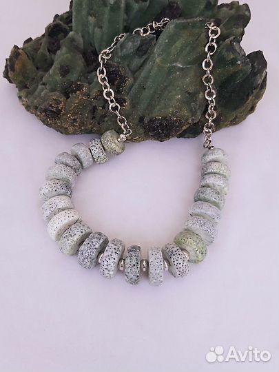 Колье, бусы из натурального коралла