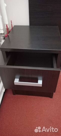 Тумба прикроватная