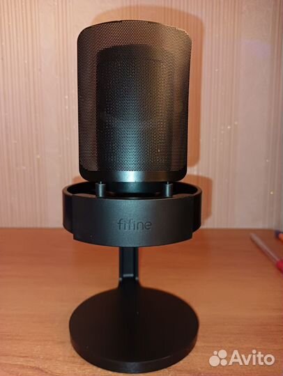 Игровой микрофон Fifine ampligame a8