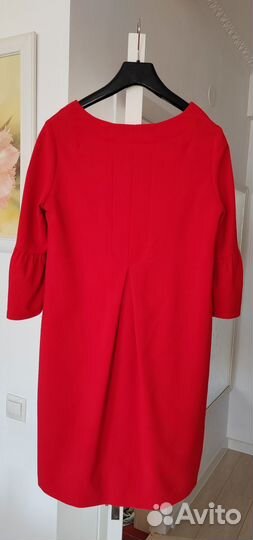 Красное платье 44