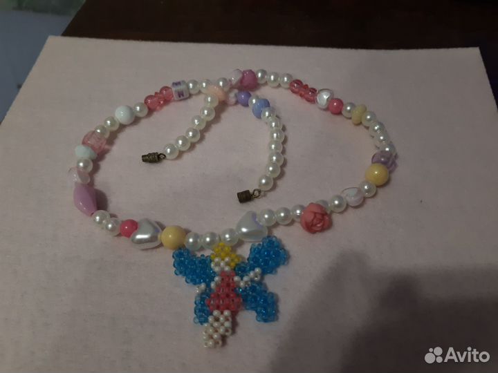 Украшения/фигурки/брелки/подвески из бисера