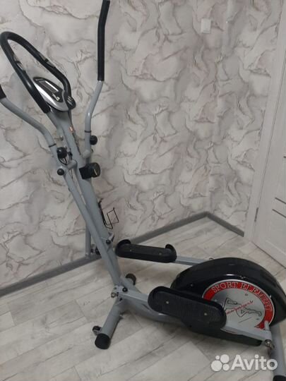 Эллиптический тренажер