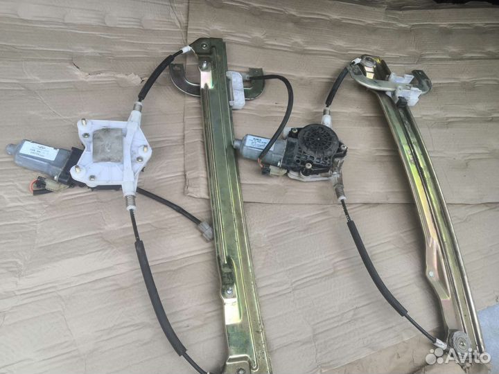 Стеклоподъёмник Чери Кимо Chery Kimo