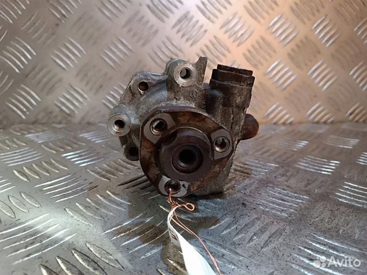 Насос гидроусилителя руля Volkswagen Golf 4 1997