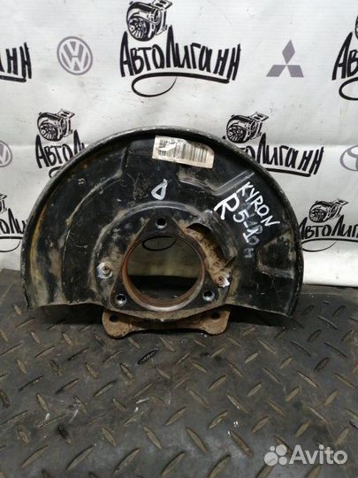 Кулак (цапфа) передний правый Ssang Yong Kyron