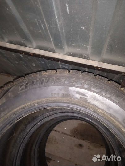 Nokian Tyres NRZi 225/65 R16 27M