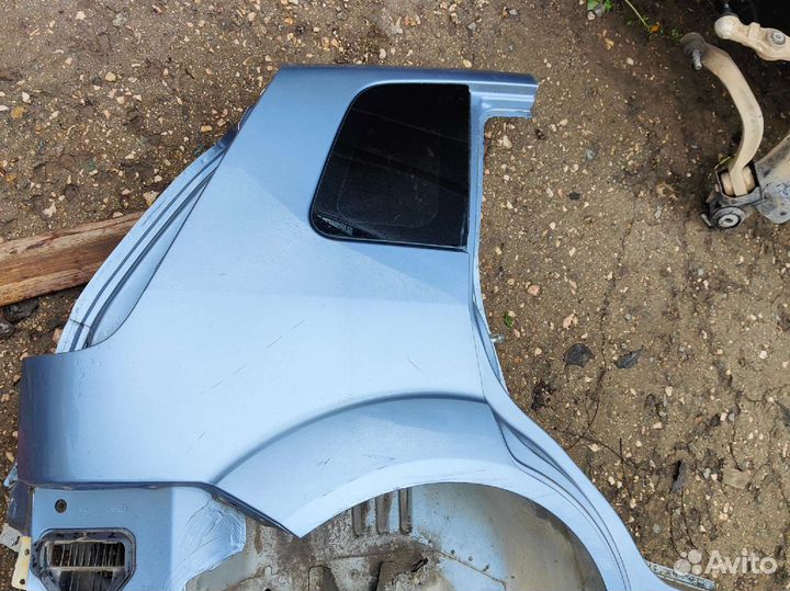 Ford Fiesta mk5 крыло заднее правое