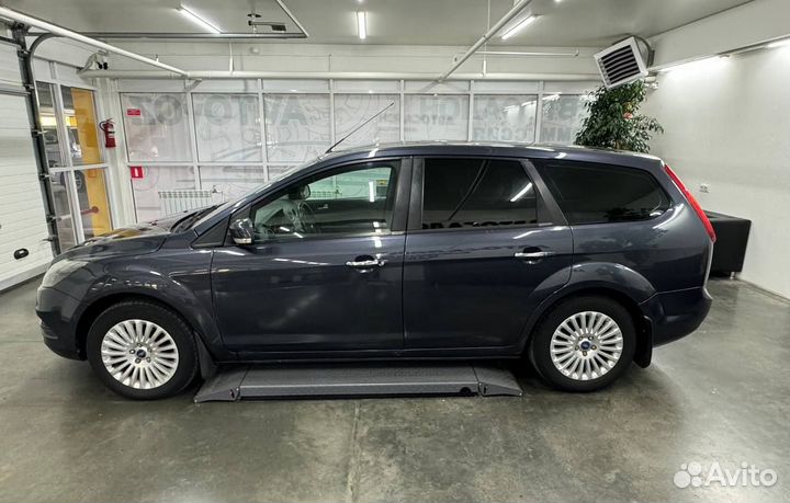 Ford Focus 1.6 AT, 2010, 221 787 км