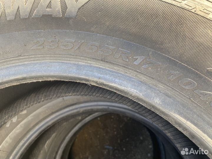Headway HR805 235/65 R17
