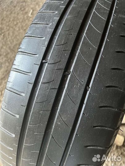 Michelin Energy Saver + 215/60 R16