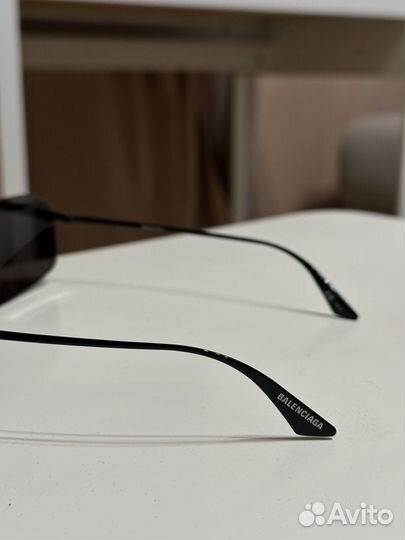 Солнцезащитные очки balenciaga