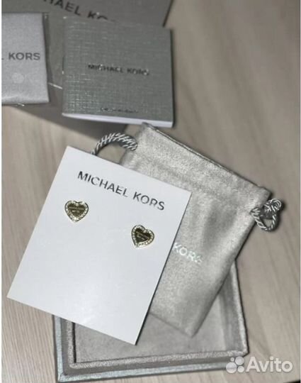 Оригинальный серёжки от Michael Kors