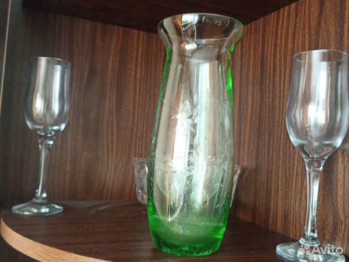 Ваза для цветов СССР из цветного стекла