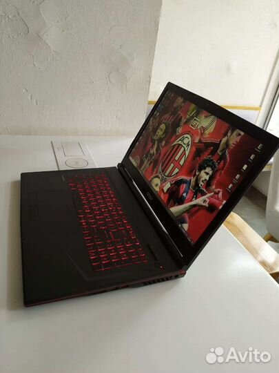 Игровой ноутбук msi 17 3