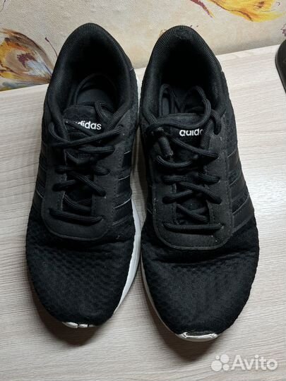 Кроссовки adidas 36